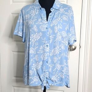 NWT Plus Size  Sky Blue White Floral Blouse 1X